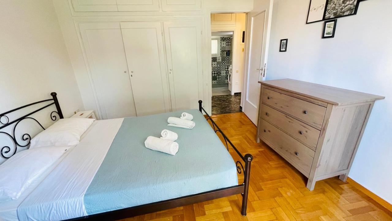 70M2 Apartment 4 Mins From Athens Central Station! Eksteriør billede