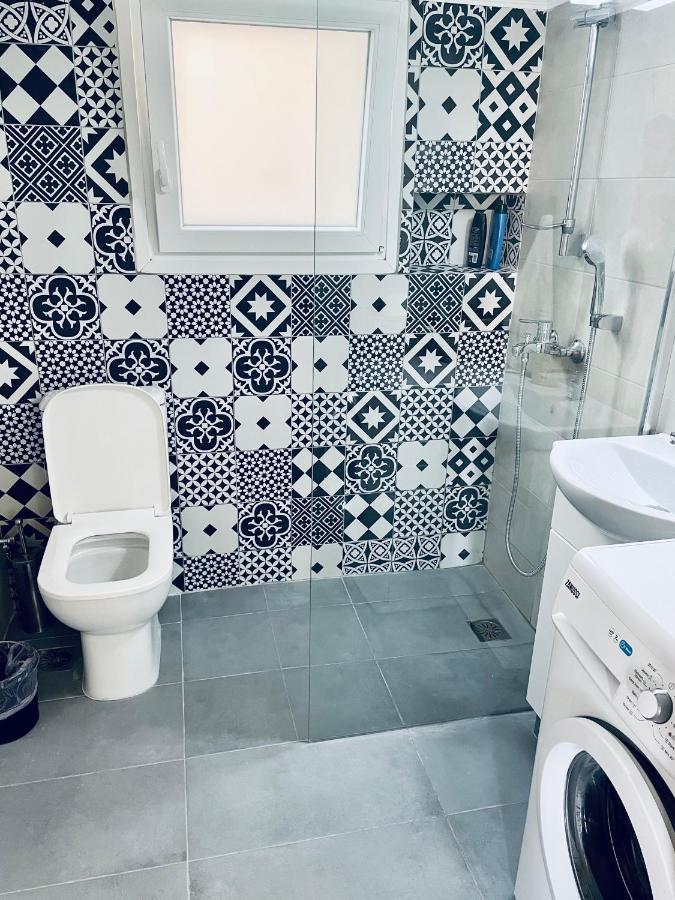 70M2 Apartment 4 Mins From Athens Central Station! Eksteriør billede