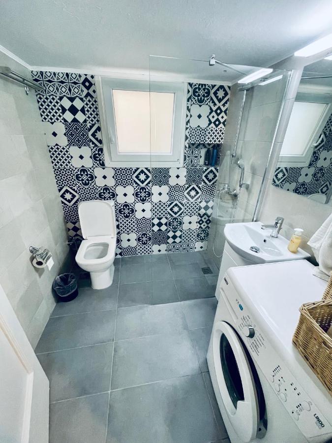 70M2 Apartment 4 Mins From Athens Central Station! Eksteriør billede
